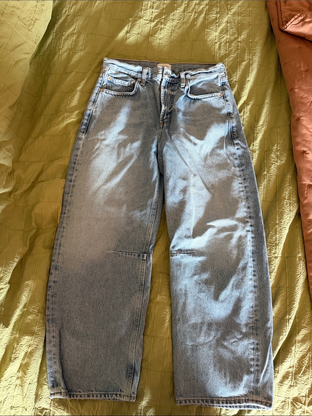 Citizens Of Humanity Petite Miro Relaxed Jean
In Gemini - Picture 4 of 7